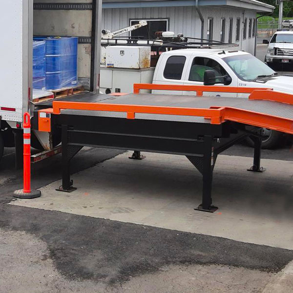 Yard Ramp Level-Off for Ground-to-Truck applications